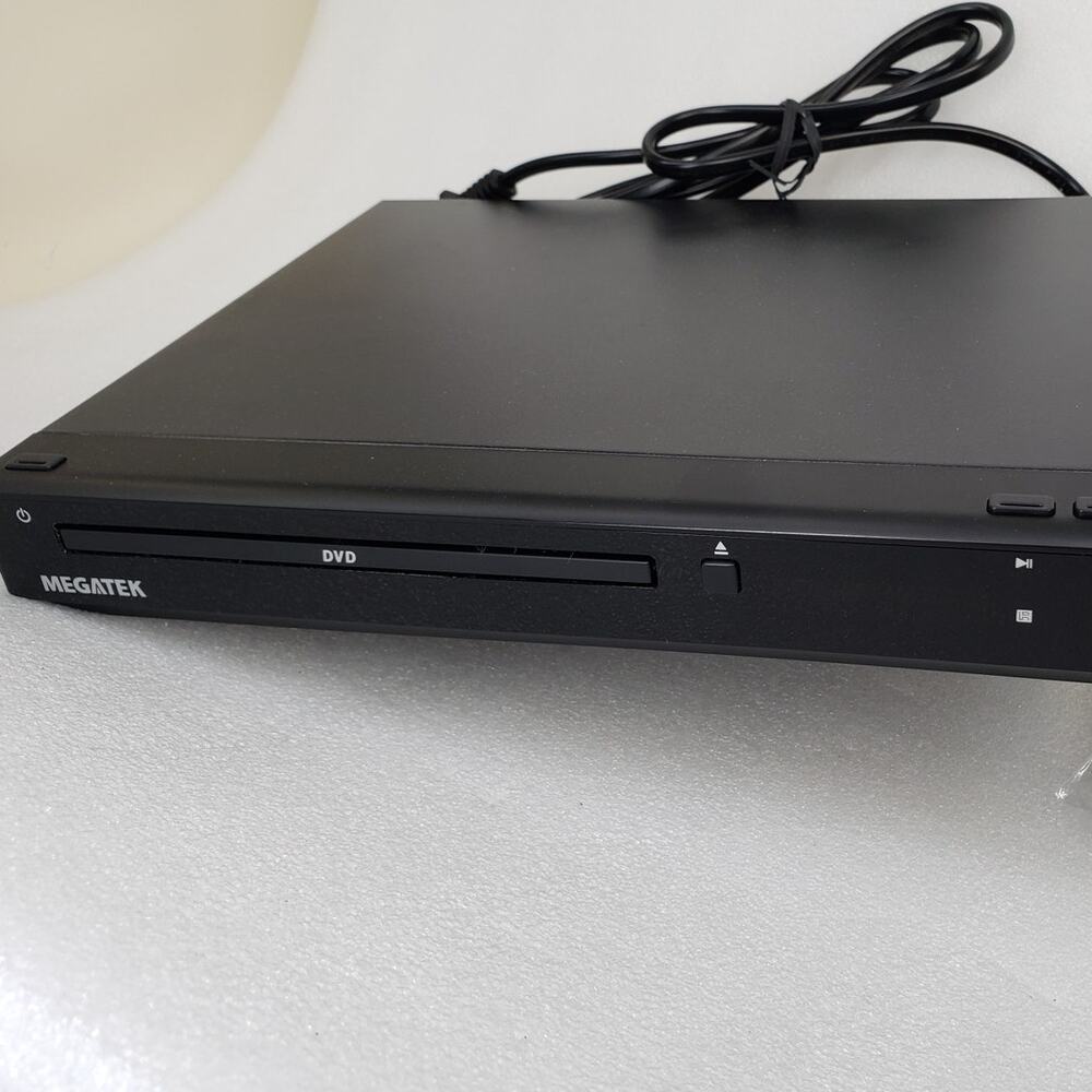 MEGATEK Compact HD DVD Player (Model: DP-260M5HD)